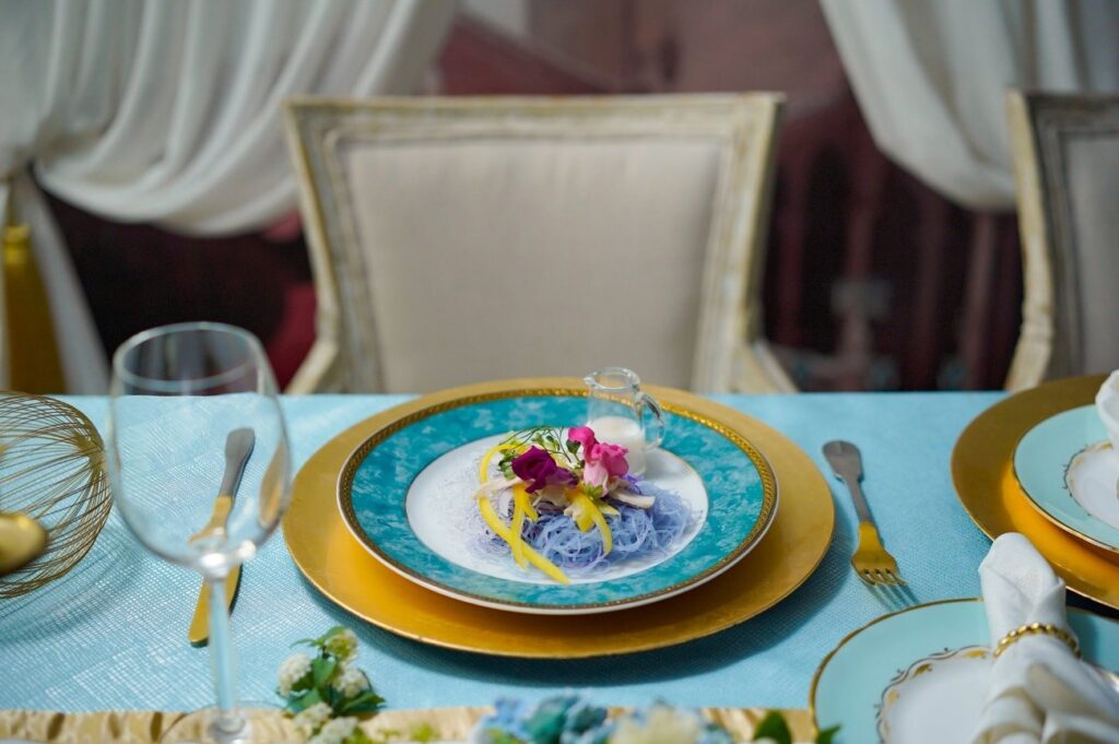 ディズニーの名作 シンデレラ のスペシャルカフェ 舞踏会 をテーマに 東京 大阪 名古屋で期間限定